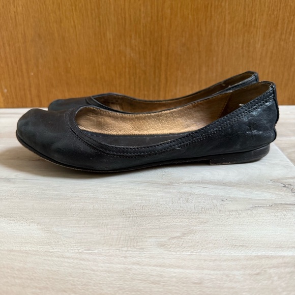 FRYE • Carson Ballet Flats - Black Leather Size 7.5 - Picture 10 of 16